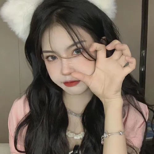 宴律,你的白月光回国了